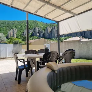  Hébergement de vacances Maison Avec Jacuzzi Et Vue Sur Les Penitents